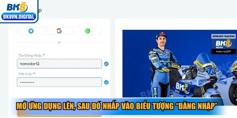 Mở ứng dụng lên, sau đó nhấp vào biểu tượng “Đăng nhập” nổi bật